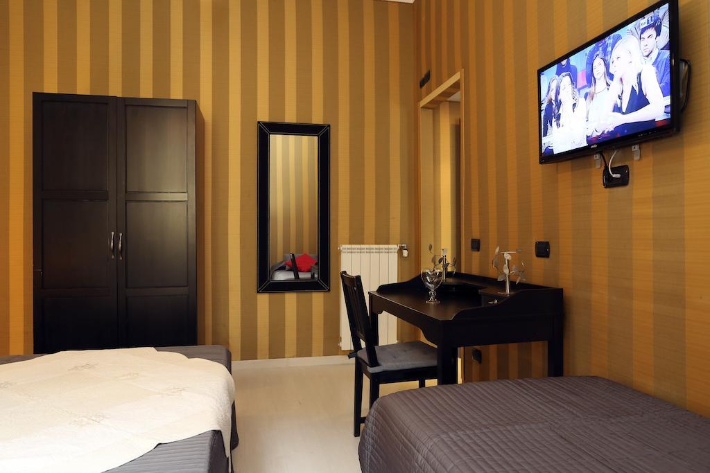 Caracciolo Guest House Řím Pokoj fotografie