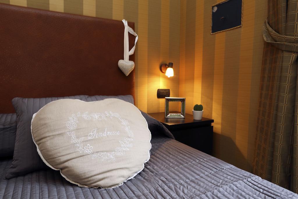 Caracciolo Guest House Řím Pokoj fotografie