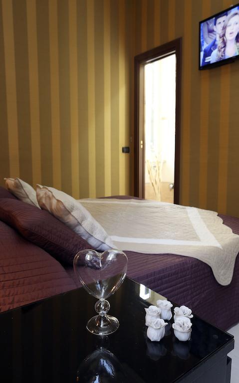 Caracciolo Guest House Řím Pokoj fotografie