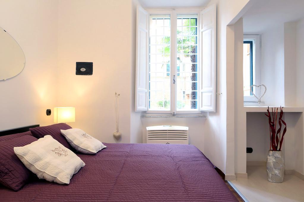 Caracciolo Guest House Řím Pokoj fotografie